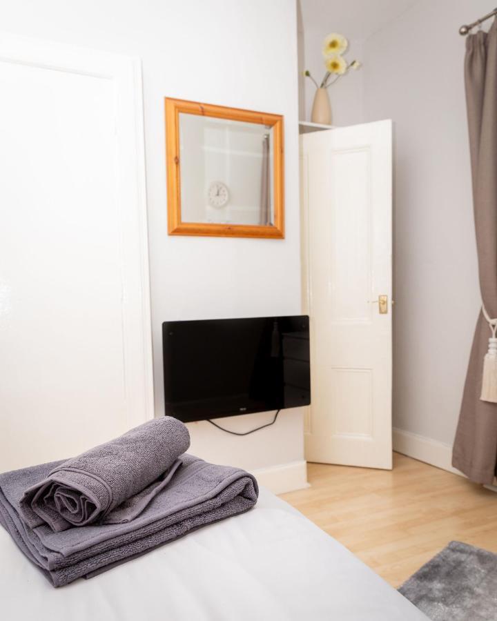 Sandgate 2-Bed Apartment In Ayr Central Location Extérieur photo